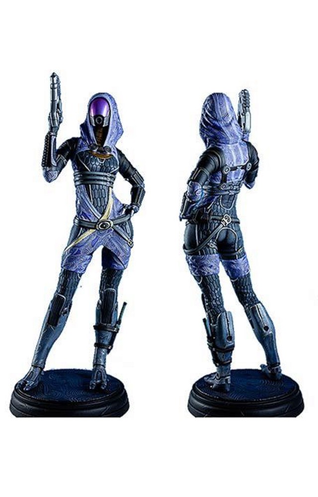 mass effect liara statue