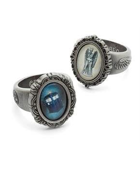 Doctor Who TARDIS Cameo Ring