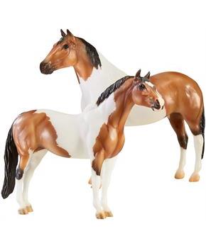 Breyer Traditional 1:9 Scale Model Horse Set | The Gangsters