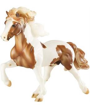 Breyer Traditional 1:9 Scale Model Horse | Sporður frá Bergi