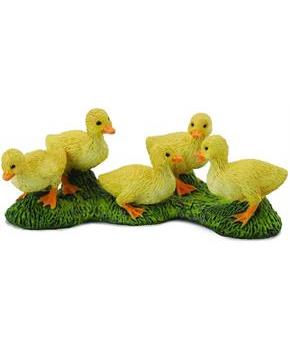 CollectA Farm Life Collection Miniature Figure | Ducklings