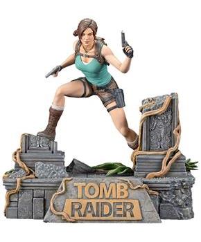 Tomb Raider Deluxe Lara Croft 9 Inch PVC Statue