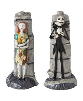 Disney Nightmare Before Christmas Jack & Sally Salt & Pepper Set