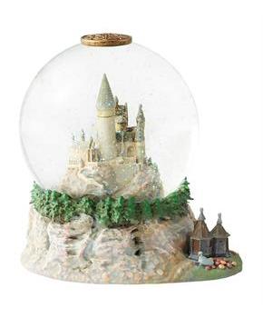Harry Potter Hogwarts Castle 7.1 Inch Water Globe