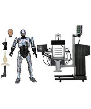 RoboCop Ultimate 7 Inch Action Figure | Battle Damaged RoboCop with Chair
