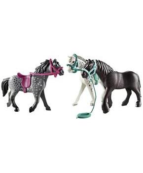 Playmobil 70999 Country Horse Trio Building Set