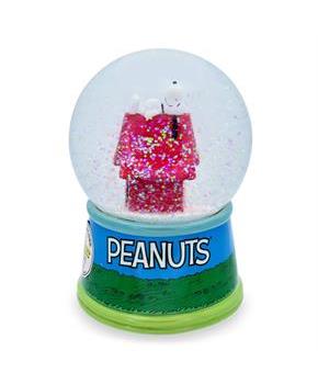 Peanuts Group Walk Outside 6-Inch Light-Up Snow Globe