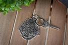 Harry Potter Hogwarts Crest 3 Inch Diecast Keychain