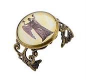 Doctor Who Weeping Angel Filing Ring