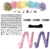 Fashion Angels Minnie Mouse DIY Bracelet Design Kit with 1000+ Beads